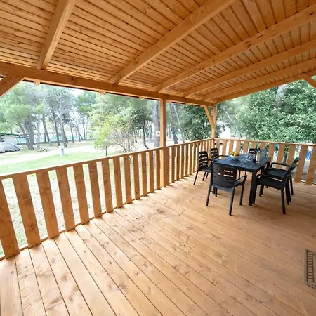 Camp Porat Prázdninový areál Povljana