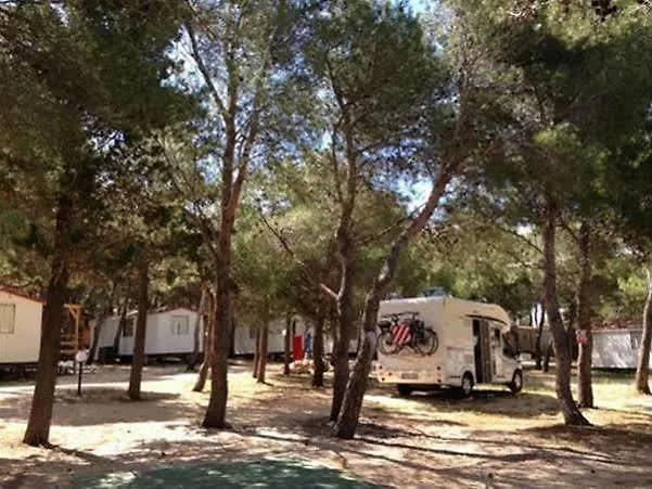 Prázdninový areál Camp Porat Povljana