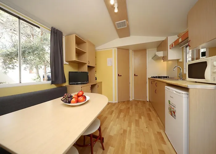 홀리데이파크 Camp Porat 포블랴나